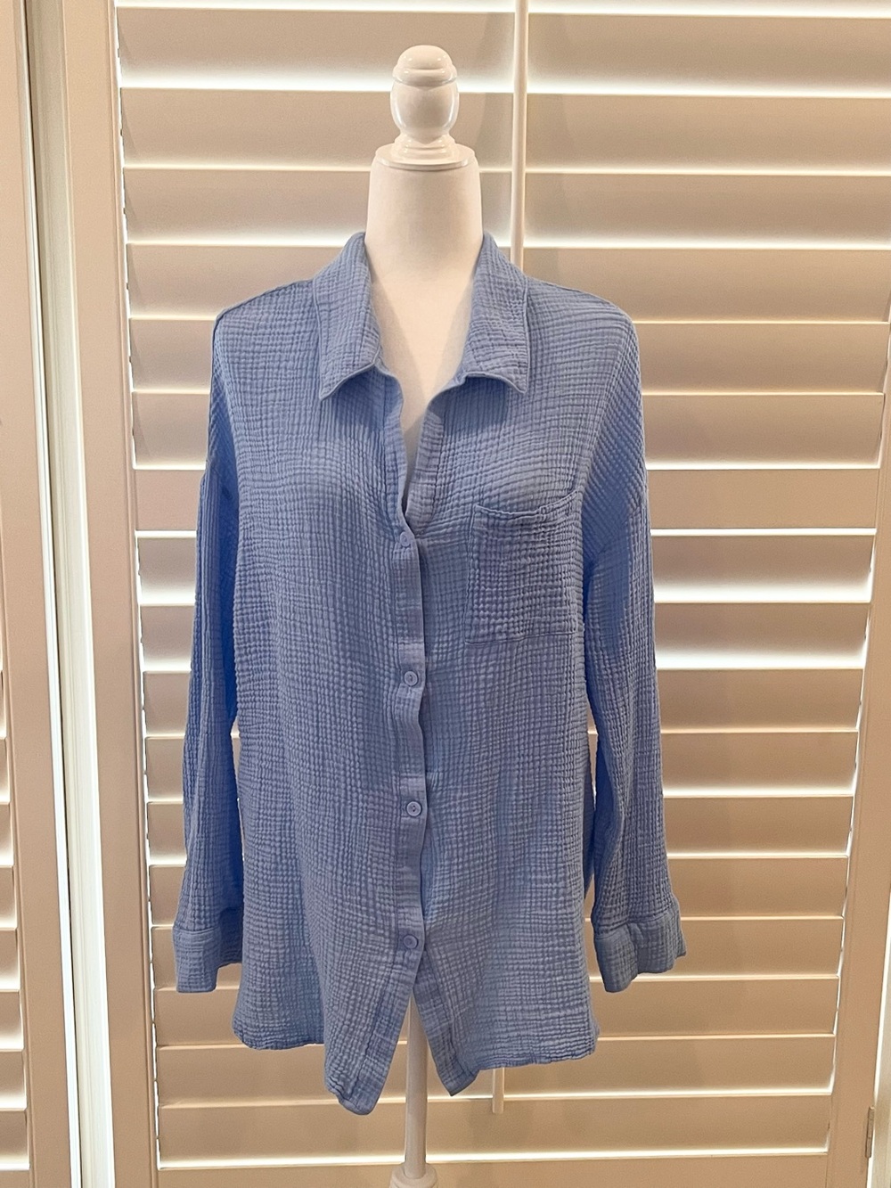 Shade & Shore gauze top M